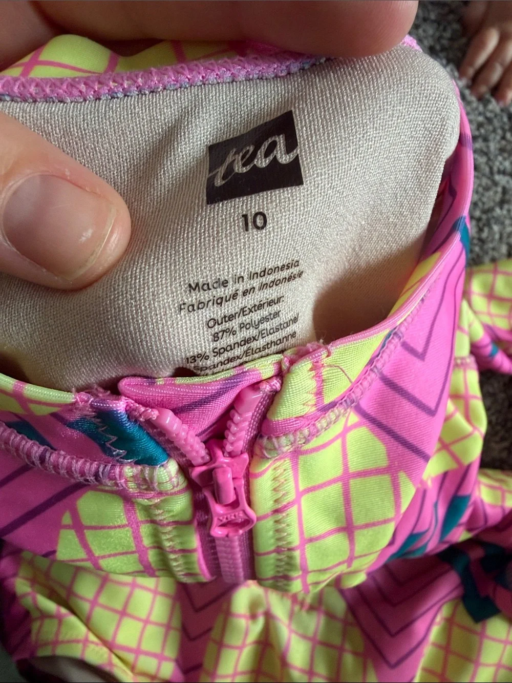 Tea collection pineapple rashguard swim suit size girls 10